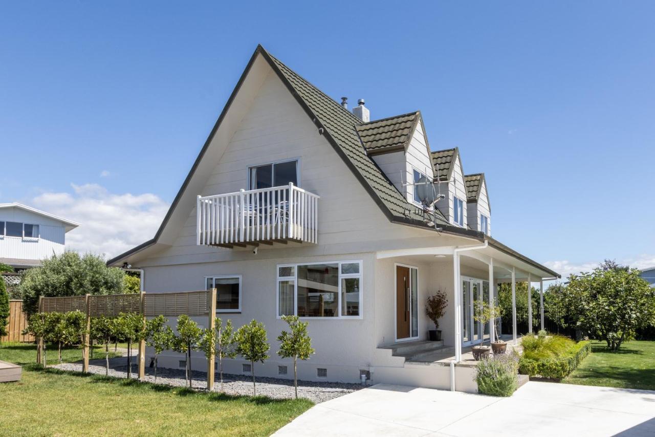 Live Large In The Village Havelock North Buitenkant foto