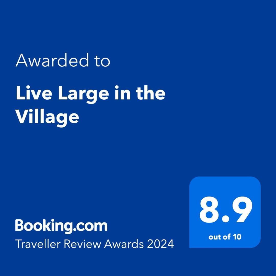 Live Large In The Village Havelock North Buitenkant foto